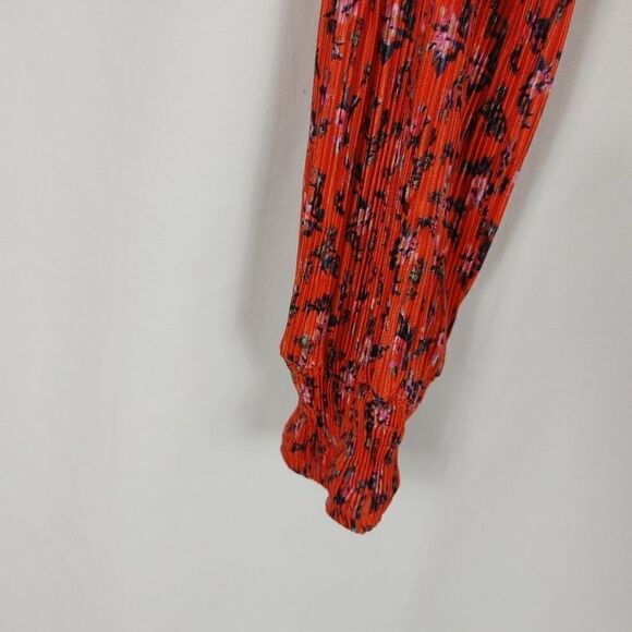 Urban Outfitters Women's Red Dainty Floral Print S - Picture 10 of 10